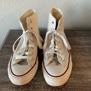 Converse white Chuck taylors